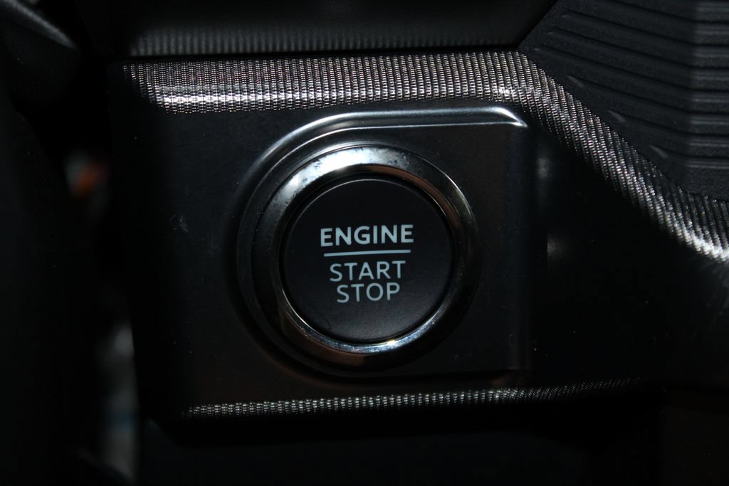 Used 2025 Ford F150 Raptor AWD/4WD image 41