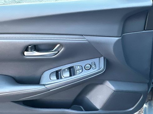 New 2025 Nissan Sentra SV image 20