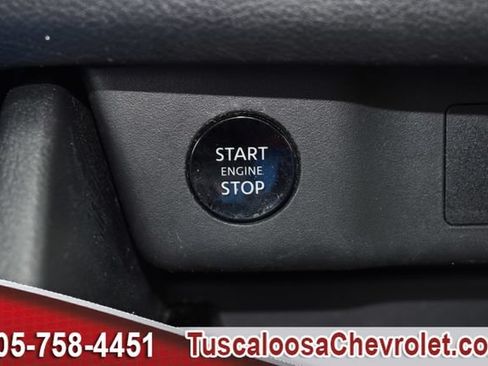 Used 2024 Nissan Rogue S AWD/4WD image 36
