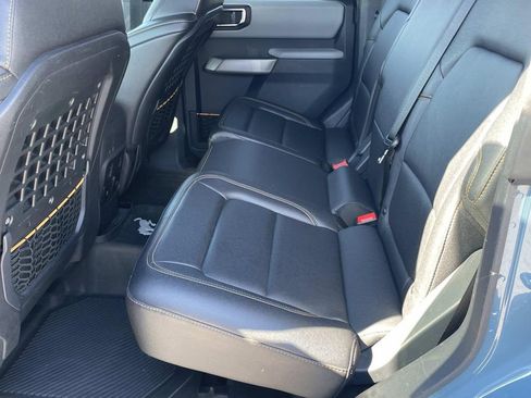 Used 2021 Ford Bronco Badlands image 13