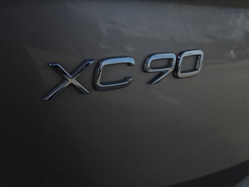 Used 2023 Volvo XC90 B6 Plus w/ Protection Package Premier AWD/4WD image 34