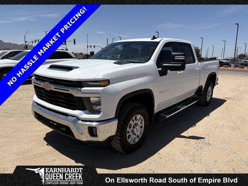 Used 2024 Chevrolet Silverado 2500 LT AWD/4WD image 1