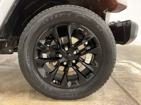 Used 2021 Jeep Wrangler Unlimited Sahara w/ Cold Weather Group image 27