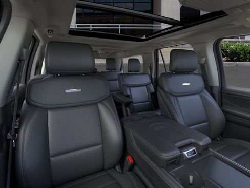 New 2025 Ford Expedition Max Platinum w/ Driver's Package image 10