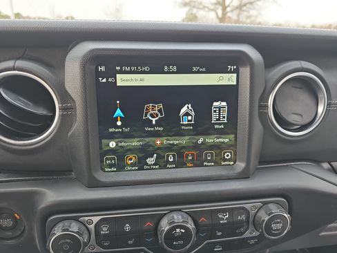 Used 2022 Jeep Wrangler Unlimited Sahara w/ LED Lighting Group image 20