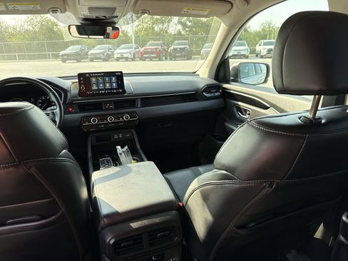 Used 2024 Honda Pilot EX-L image 22