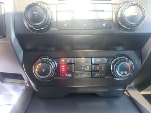 Used 2020 Ford F150 XLT w/ Equipment Group 302A Luxury image 29