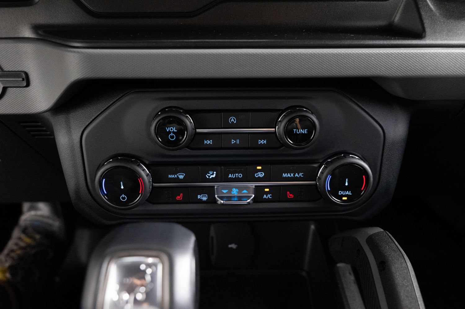 Used 2022 Ford Bronco 2-Door AWD/4WD image 33