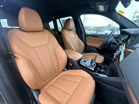 Certified 2024 BMW X3 xDrive30i w/ Premium Package image 31