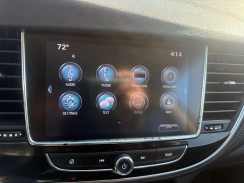 Used 2017 Buick Encore Essence image 11