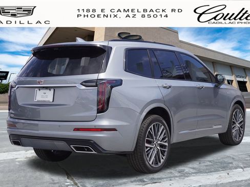 New 2025 Cadillac XT6 Sport w/ Platinum Package image 3