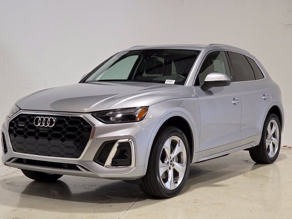 Used 2023 Audi Q5 2.0T Premium Plus w/ Premium Plus Package AWD/4WD image 1