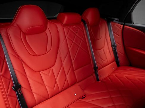 Used 2023 BMW XM image 69