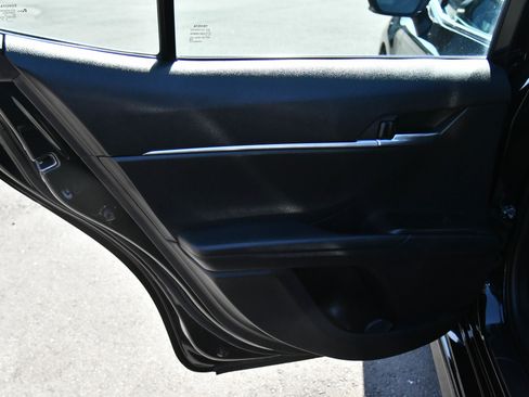 Used 2023 Toyota Camry SE FWD image 32