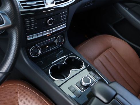 Used 2018 Mercedes-Benz CLS 550 w/ Premium 2 Package image 55