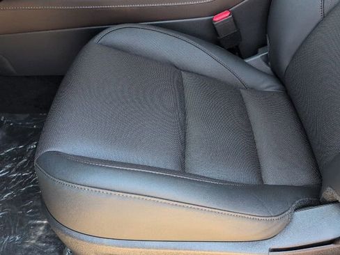 Used 2025 MAZDA CX-30 AWD 2.5 S w/ Premium Package image 19