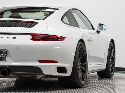 Used 2019 Porsche 911 Carrera GTS image 19