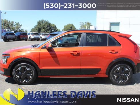 Used 2023 Kia Niro Wind FWD image 2
