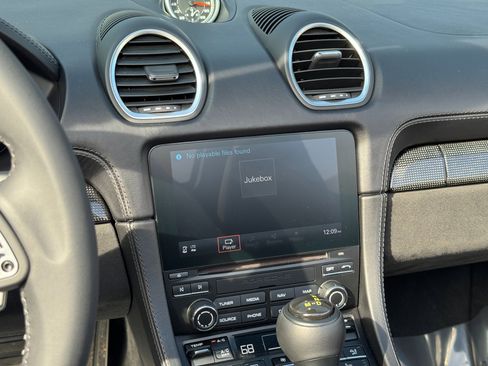 Used 2021 Porsche 718 Boxster GTS w/ Premium Package image 43