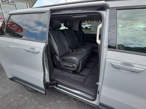 New 2027 Kia Carnival SX Prestige FWD image 18