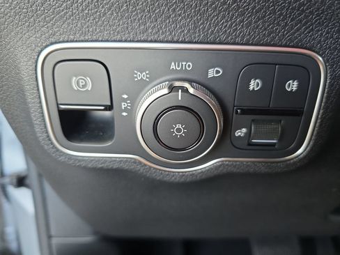 Certified 2026 Mercedes-Benz GLB 250 image 26