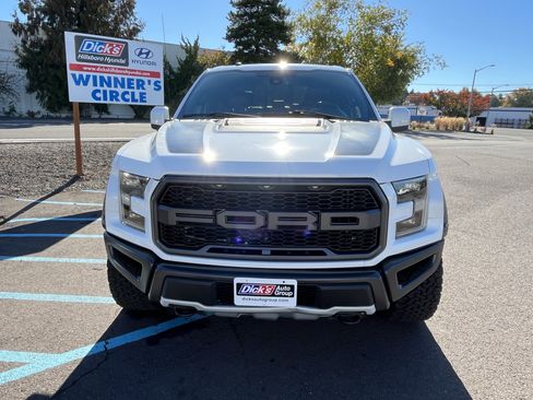 Used 2018 Ford F150 Raptor w/ Equipment Group 802A Luxury image 8