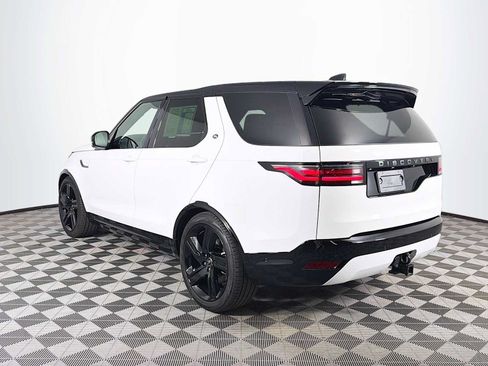 Used 2025 Land Rover Discovery Dynamic SE AWD/4WD image 7
