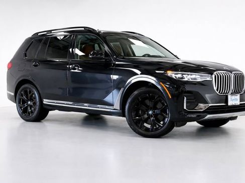 Used 2022 BMW X7 xDrive40i w/ Premium Package image 1