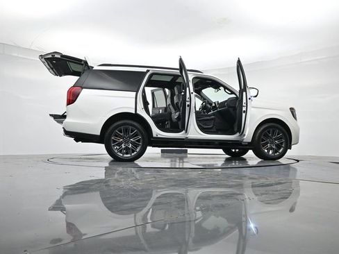 New 2025 Ford Expedition Platinum w/ Stealth Performance Package image 51