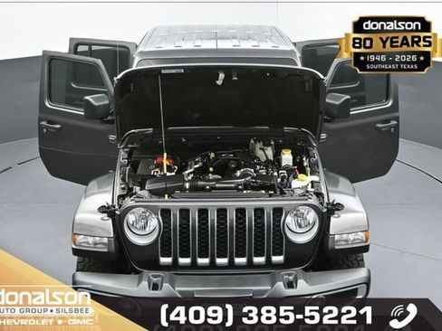 Used 2023 Jeep Gladiator Overland w/ Popular Equipment Package AWD/4WD image 23