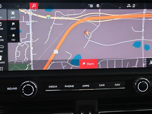 Used 2019 Porsche Macan AWD/4WD image 26