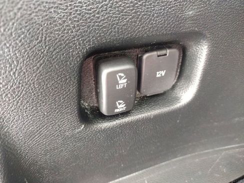 Used 2022 Ford Edge SEL image 55