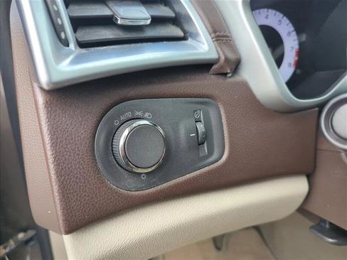 Used 2011 Cadillac SRX Luxury FWD image 27