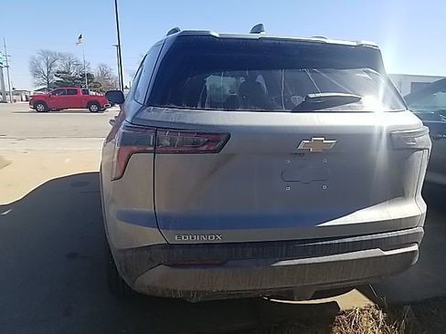 Certified 2025 Chevrolet Equinox LT w/ Convenience Package II image 16