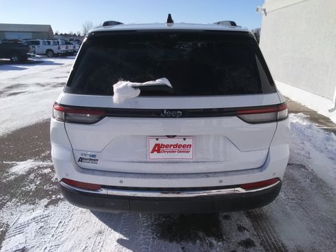 Used 2022 Jeep Grand Cherokee Limited 4xe w/ Luxury Tech Group II image 6