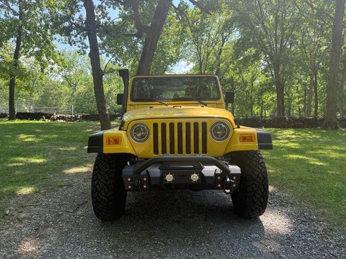 Used 2003 Jeep Wrangler X AWD/4WD image 6