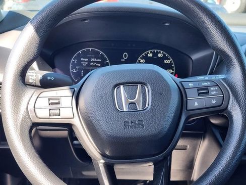 Used 2024 Honda HR-V LX image 28