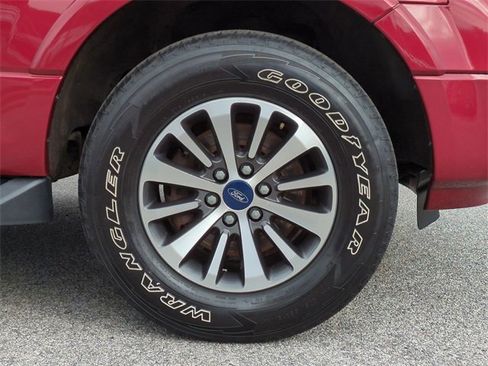 Used 2017 Ford Expedition XLT w/ Equipment Group 201A image 11