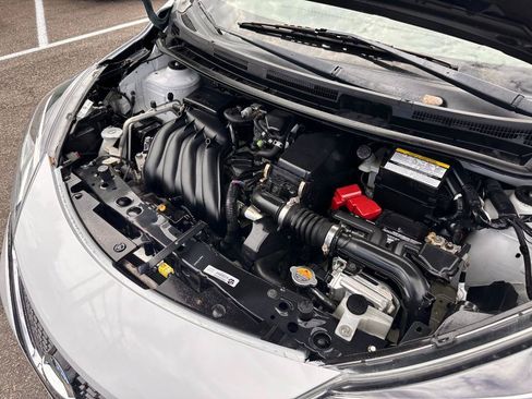 Used 2018 Nissan Versa Note S FWD image 19