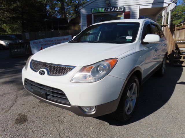 Used 2011 Hyundai Veracruz Limited w/ Navigation Pkg 3 FWD image 2