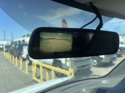 Used 2018 Chevrolet Express 2500 w/ Driver Convenience Package image 22