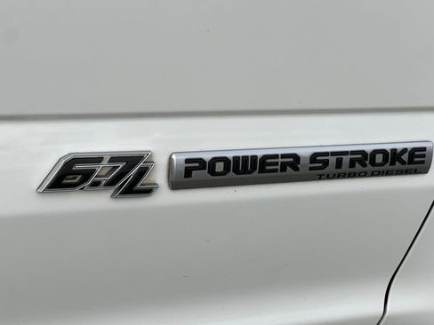 Used 2020 Ford F350 Platinum image 26