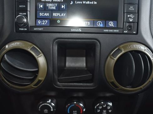 Used 2015 Jeep Wrangler Unlimited Sport AWD/4WD image 21