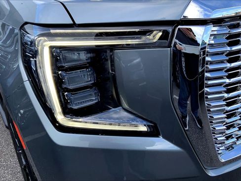 Certified 2023 GMC Yukon Denali image 25