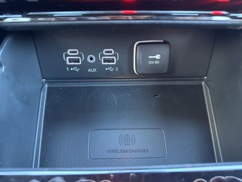 New 2025 Jeep Grand Cherokee L Limited w/ Luxury Tech Group II image 17