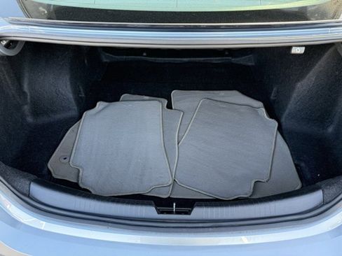 Used 2023 Chevrolet Malibu LT image 32