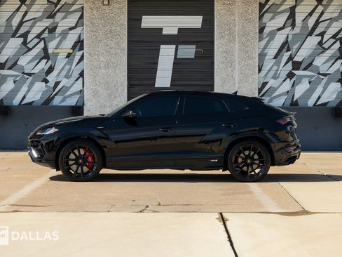 Used 2023 Lamborghini Urus S AWD/4WD image 7