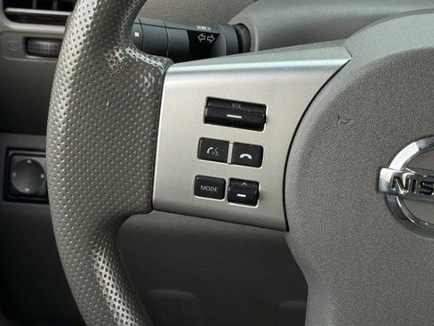 Used 2019 Nissan Frontier SV image 14