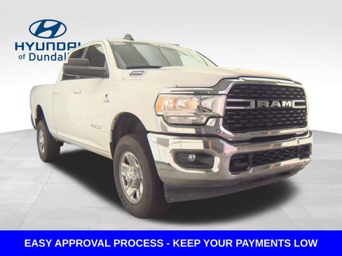 Used 2022 RAM 2500 Big Horn w/ Cold Weather Group image 2