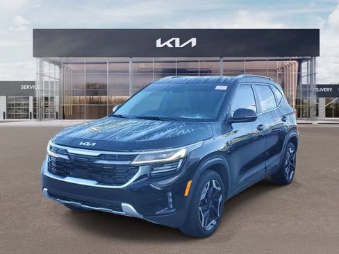 Certified 2024 Kia Seltos SX AWD/4WD image 3